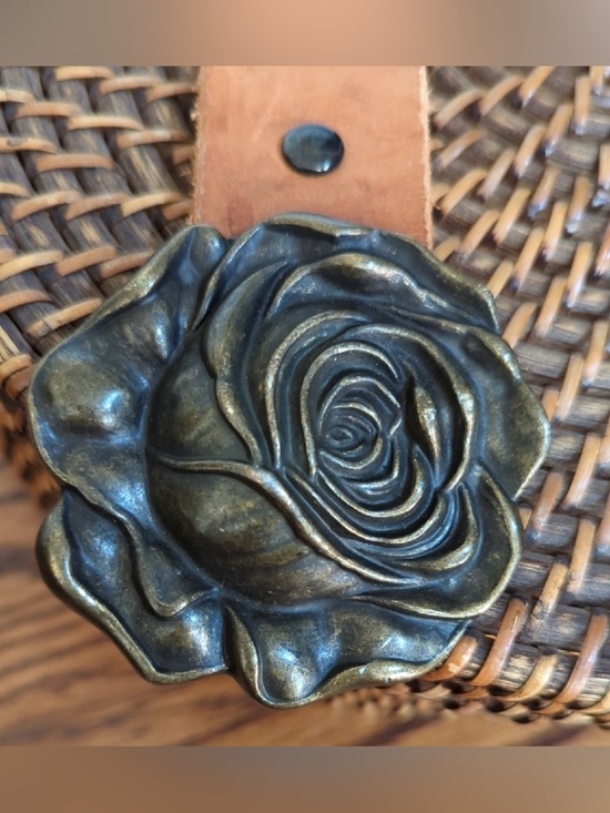 ESCADA Collaboration Women’s Hand Painted Tan Leather Belt Metal Rose Buckle 32 ESCADA Collaboration Women main image 3
